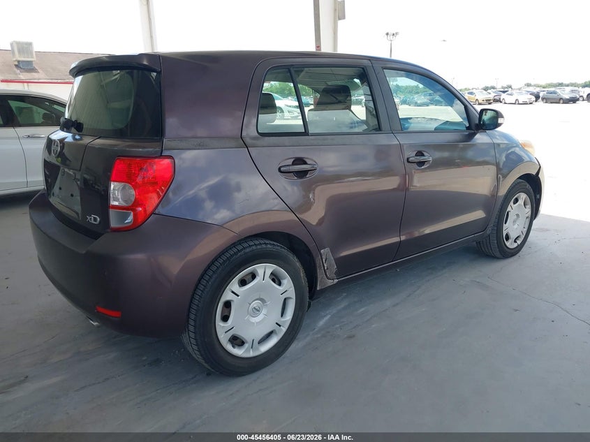 2010 Scion Xd VIN JTKKU4B46A1006927 IAAI salvage auction — NORMAL WEAR, Clear (Florida), sold $1,300 on 2026-07-08 (photo 4)