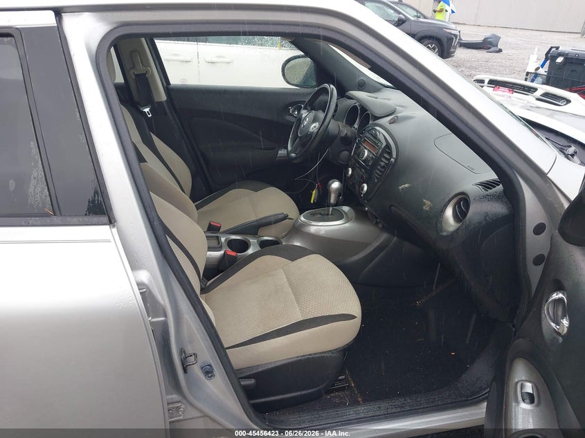 2012 Nissan Juke VIN JN8AF5MV4CT114113 IAAI salvage auction — FRONT END, Salvage Title, sold $825 on 2026-08-01 (photo 5)