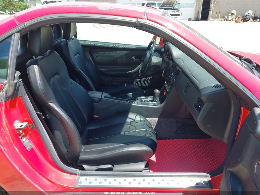 2000 Mercedes-benz Slk-klasse VIN WDBKK47FXYF147499 IAAI salvage auction — NORMAL WEAR, Original (Maine), sold $1,525 on 2026-07-06 (photo 5)