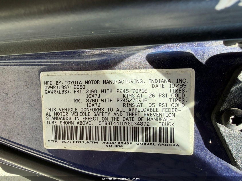 2000 Toyota Tundra VIN 5TBBT4410YS034872 IAAI salvage auction — NORMAL WEAR, Clear (Massachusetts), sold $1,200 on 2026-07-29 (photo 8)