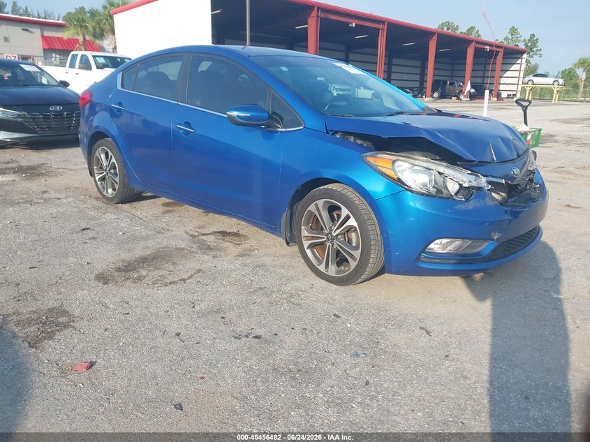 2014 Kia Forte VIN KNAFX4A83E5077938 IAAI salvage auction — FRONT END, Salvage Title, sold $1,850 on 2026-07-20 (photo 1)
