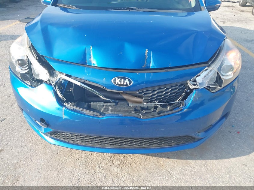 2014 Kia Forte VIN KNAFX4A83E5077938 IAAI salvage auction — FRONT END, Salvage Title, sold $1,850 on 2026-07-20 (photo 6)