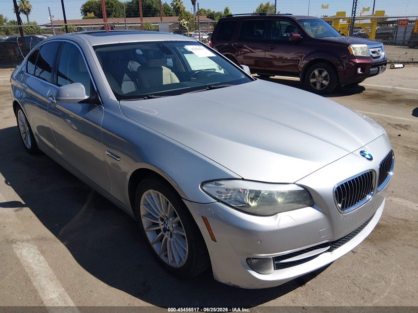 2011 BMW 5 series VIN WBAFR7C57BC608421 IAAI salvage auction — NORMAL WEAR, Clear (California), sold $625 on 2026-07-28 (photo 1)