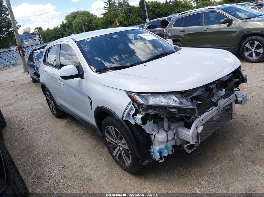 2023 Mitsubishi Outlander VIN JA4ARUAU5PU017201 — IAAI salvage auction photo
