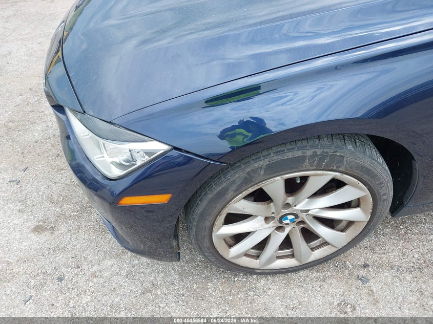 2013 BMW 3er VIN WBA3B3C53DJ698665 IAAI salvage auction — UNKNOWN, Salvage (Illinois), sold $550 on 2026-08-05 (photo 6)