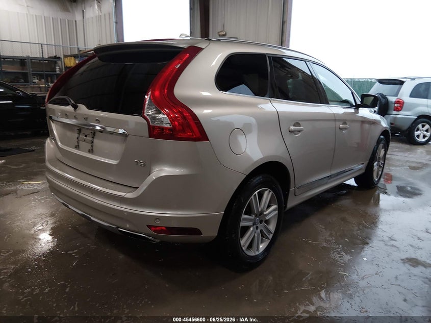 2017 Volvo Xc60 VIN YV440MDU8H2008737 IAAI salvage auction — HAIL, Salvage (Kansas), sold $3,450 on 2026-08-14 (photo 4)