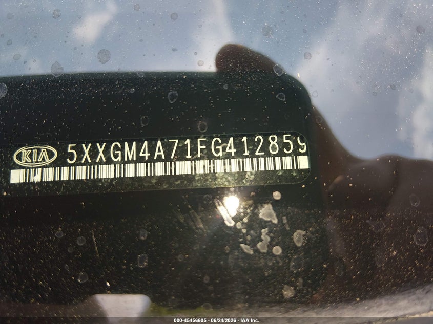 2015 Kia Optima VIN 5XXGM4A71FG412859 IAAI salvage auction — LEFT SIDE, Salvage (Kansas), sold $525 on 2026-07-22 (photo 9)