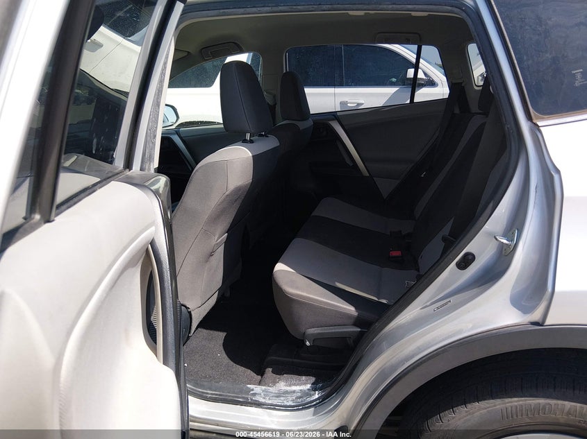 2013 Toyota Rav 4 VIN JTMZFREV5D5000213 IAAI salvage auction — RIGHT SIDE, Salvage Title, sold $3,350 on 2026-07-23 (photo 8)