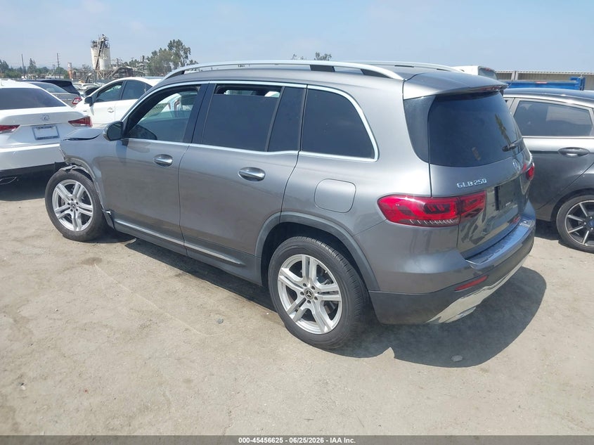 2023 Mercedes-benz Glb VIN W1N4M4HB2PW270477 IAAI salvage auction — FRONT END, Salvage (California), sold $8,000 on 2026-07-29 (photo 3)