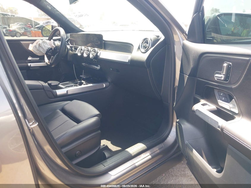 2023 Mercedes-benz Glb VIN W1N4M4HB2PW270477 IAAI salvage auction — FRONT END, Salvage (California), sold $8,000 on 2026-07-29 (photo 5)