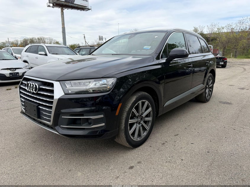 2019 Audi Q7 VIN WA1LAAF7XKD008942 IAAI salvage auction — NORMAL WEAR, Clear (New York), sold $6,625 on 2026-07-29 (photo 2)