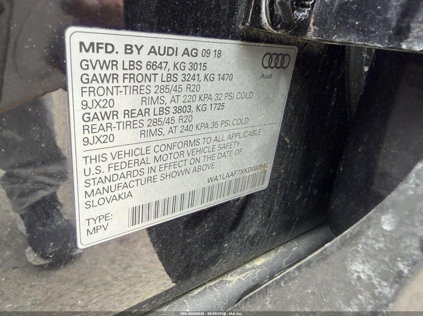 2019 Audi Q7 VIN WA1LAAF7XKD008942 IAAI salvage auction — NORMAL WEAR, Clear (New York), sold $6,625 on 2026-07-29 (photo 8)