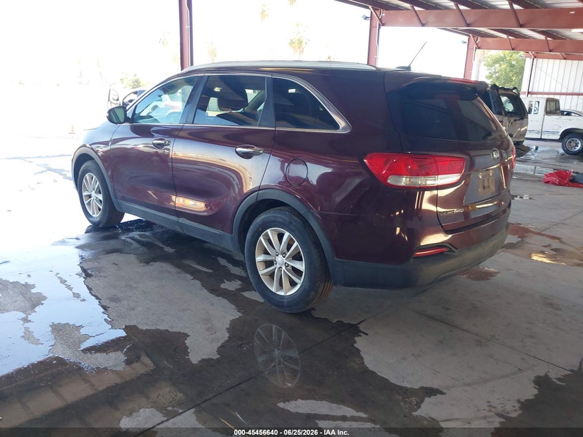 2017 Kia Sorento VIN 5XYPG4A52HG222007 IAAI salvage auction — NORMAL WEAR, Clear - Dealer Only (California), sold $1,450 on 2026-07-28 (photo 3)