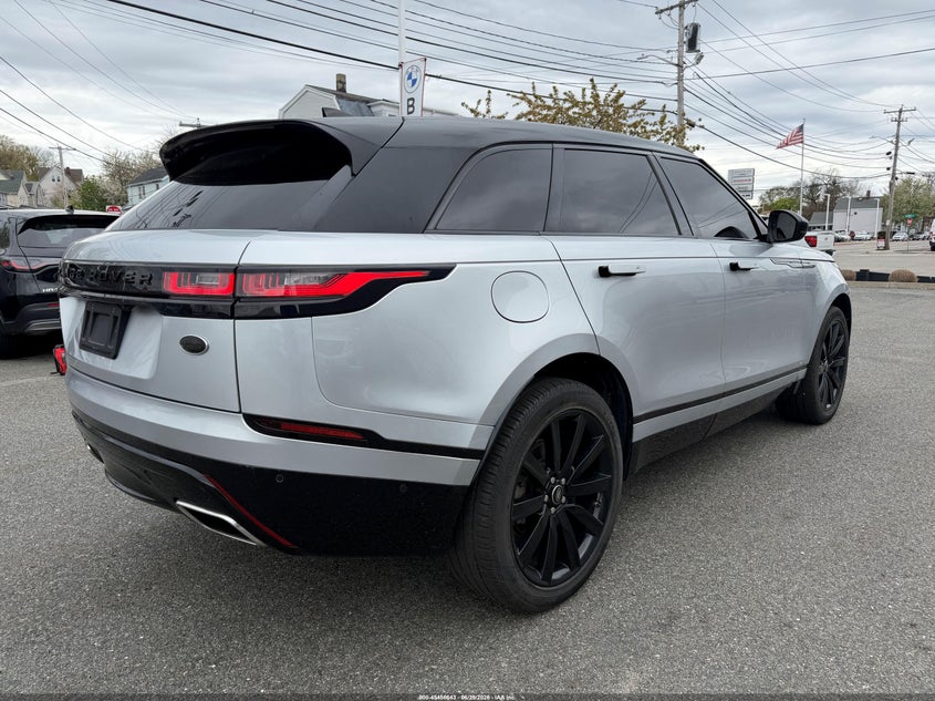 2018 Land rover Rangerover VIN SALYM2RV0JA706519 IAAI salvage auction — NORMAL WEAR, Clear (Pennsylvania), sold $14,750 on 2026-07-15 (photo 4)