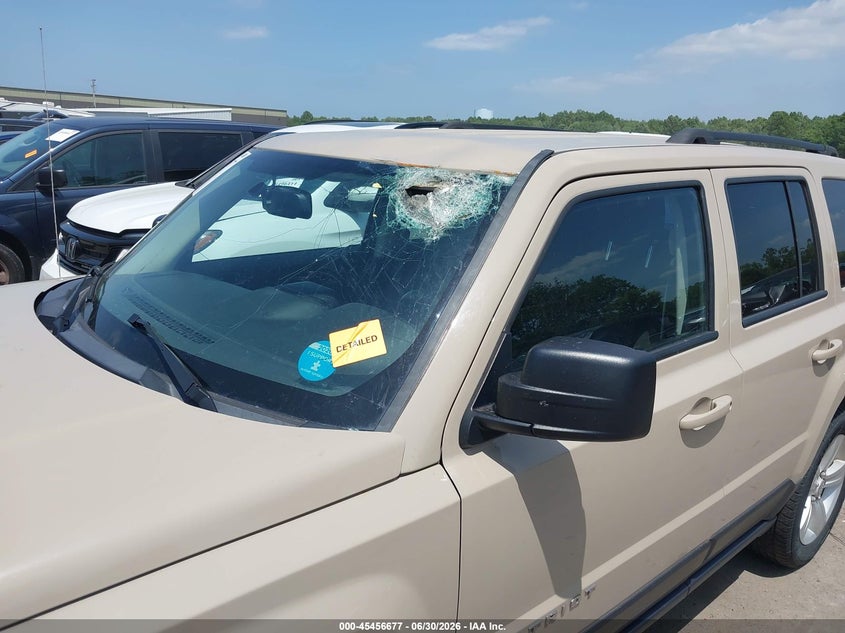 2016 Jeep Liberty (patriot) VIN 1C4NJRFB9GD772788 IAAI salvage auction — FRONT END, Salvage (Ohio), sold $1,750 on 2026-07-25 (photo 6)