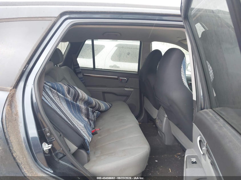 2011 Hyundai Santa fe VIN 5XYZGDAB7BG082137 IAAI salvage auction — NORMAL WEAR, Clear (Virginia), sold $600 on 2026-07-27 (photo 8)