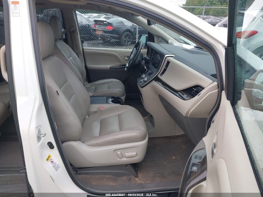 2015 Toyota Sienna VIN 5TDYK3DC8FS643768 IAAI salvage auction — REAR END, Clear (Virginia), sold $4,050 on 2026-07-27 (photo 5)