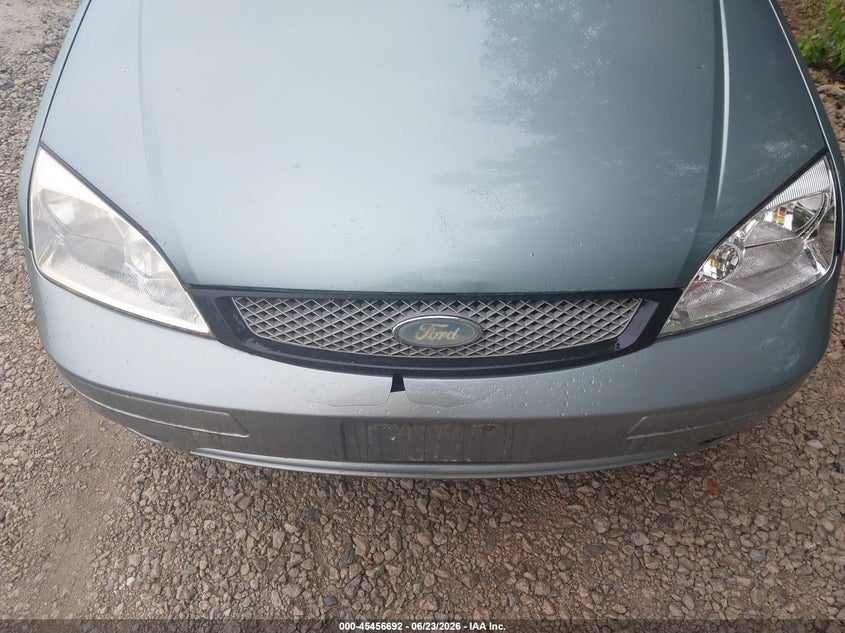 2005 Ford Focus VIN 1FAFP34N55W201352 IAAI salvage auction — NORMAL WEAR, Clear (Massachusetts), sold $250 on 2026-07-19 (photo 6)