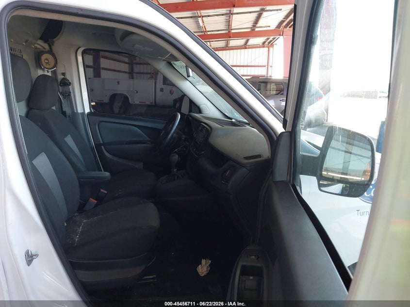 2016 Ram Promaster city VIN ZFBERFBT4G6C19255 IAAI salvage auction — REPOSSESSION, Clear (California), sold $4,000 on 2026-08-07 (photo 5)