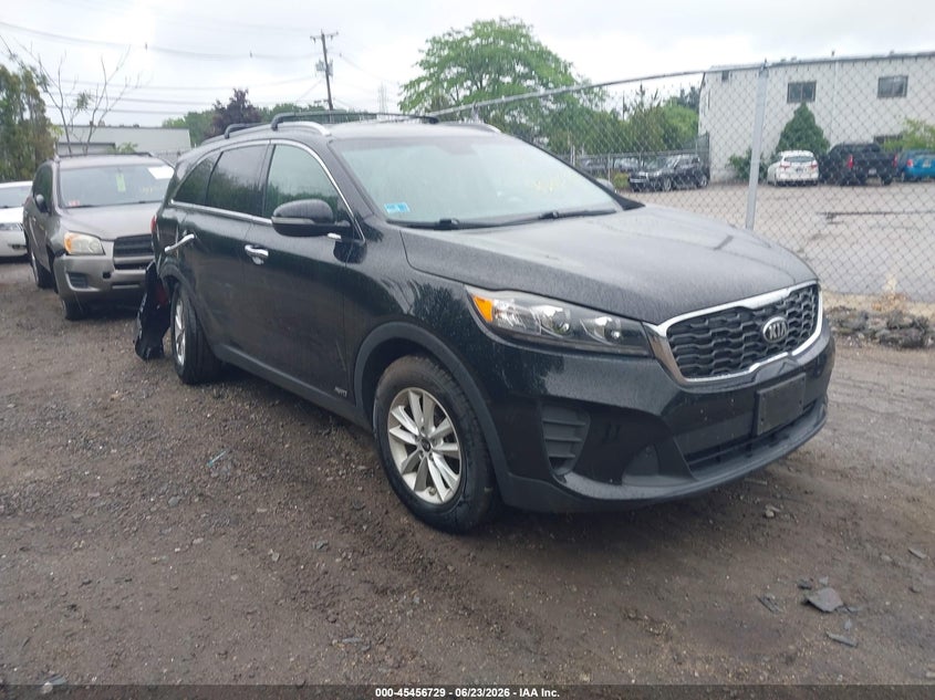 2019 Kia Sorento VIN 5XYPGDA51KG528607 IAAI salvage auction — SUSPENSION, Salvage Title, sold $1,850 on 2026-07-25 (photo 1)