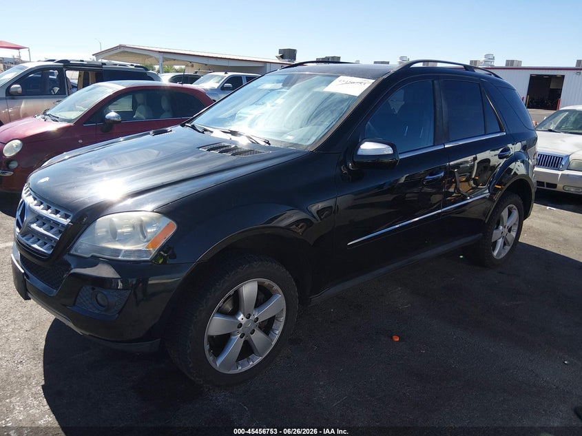 2009 Mercedes-benz Ml-class VIN 4JGBB86E49A442478 IAAI salvage auction — NORMAL WEAR, Clear (Nevada), sold $325 on 2026-07-10 (photo 2)
