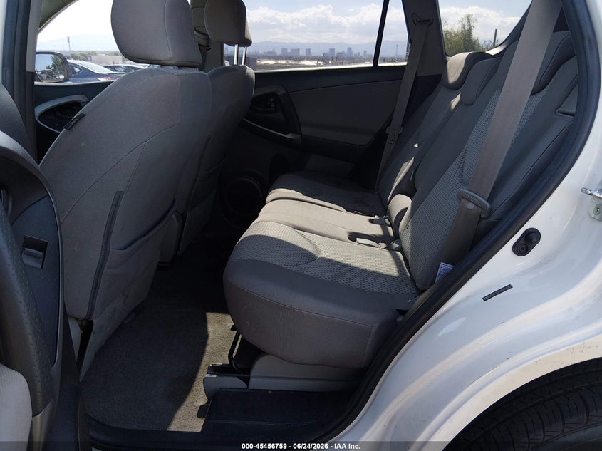 2008 Toyota Rav4 VIN JTMZK33VX85016957 IAAI salvage auction — NORMAL WEAR, Clear (Nevada), sold $650 on 2026-07-17 (photo 8)