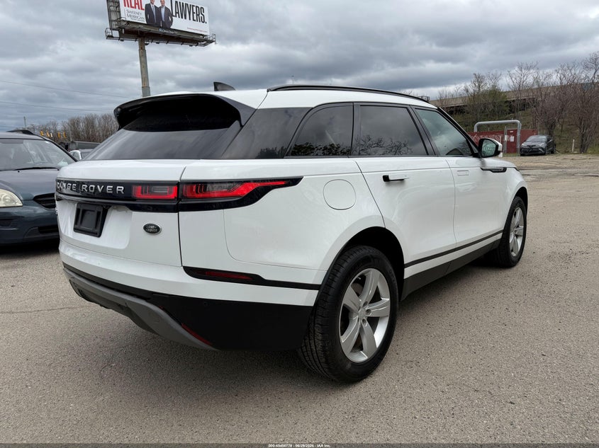2018 Land rover Range rover velar VIN SALYB2RV4JA753882 IAAI salvage auction — NORMAL WEAR, Clear (Massachusetts), sold $6,425 on 2026-07-29 (photo 4)