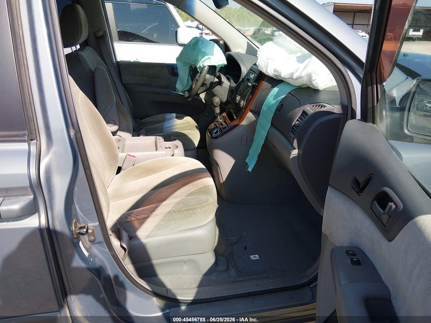 2007 Kia SEDONA VIN KNDMB233576180046 IAAI salvage auction — FRONT END, Salvage (Tennessee), sold $725 on 2026-07-15 (photo 5)