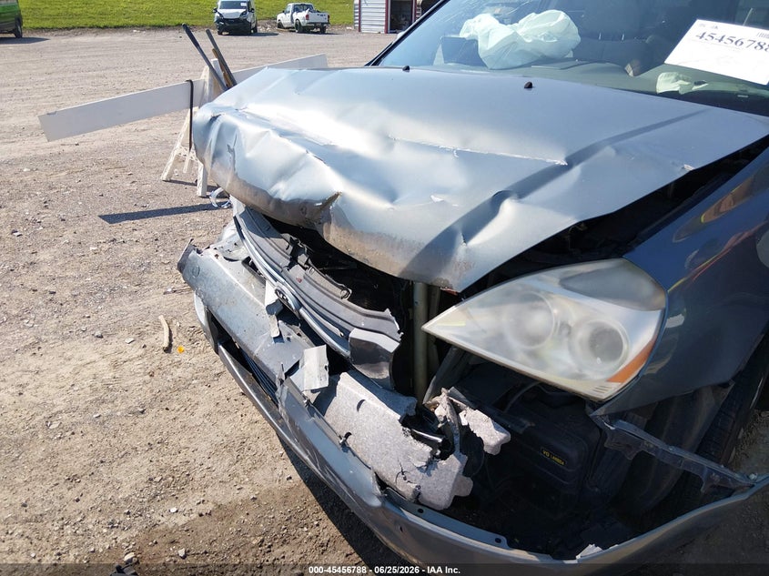 2007 Kia SEDONA VIN KNDMB233576180046 IAAI salvage auction — FRONT END, Salvage (Tennessee), sold $725 on 2026-07-15 (photo 6)