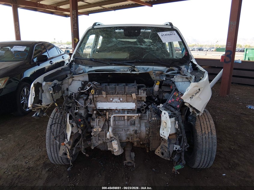 2018 Jeep Renegade VIN ZACCJBAB7JPH25662 IAAI salvage auction — NORMAL WEAR, Salvage (Arizona), sold $250 on 2026-07-28 (photo 6)