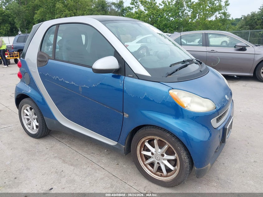 2008 Smart Fortwo VIN WMEEJ31X38K197098 IAAI salvage auction — NORMAL WEAR, Clear (Missouri), sold $900 on 2026-07-07 (photo 1)
