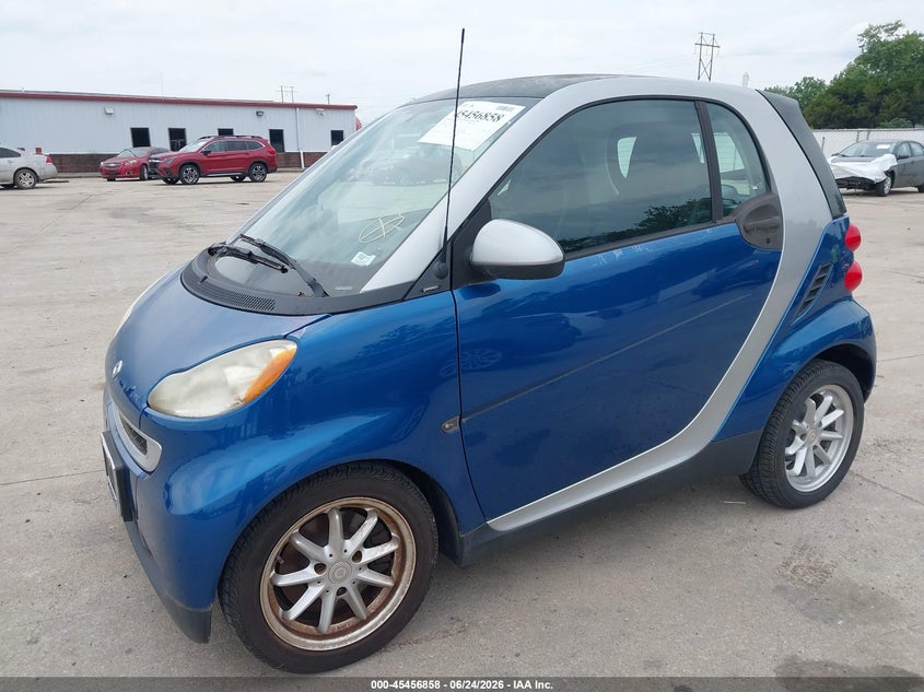2008 Smart Fortwo VIN WMEEJ31X38K197098 IAAI salvage auction — NORMAL WEAR, Clear (Missouri), sold $900 on 2026-07-07 (photo 2)