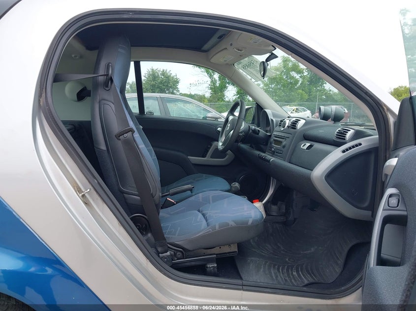 2008 Smart Fortwo VIN WMEEJ31X38K197098 IAAI salvage auction — NORMAL WEAR, Clear (Missouri), sold $900 on 2026-07-07 (photo 8)