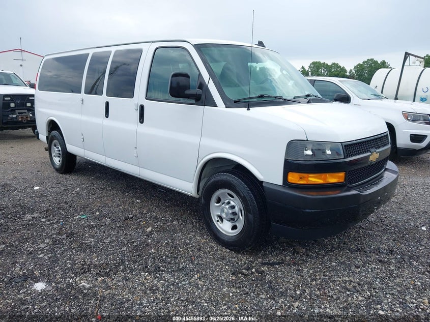 2021 Chevrolet Express VIN 1GAZGNFP7M1155402 — IAAI salvage auction photo