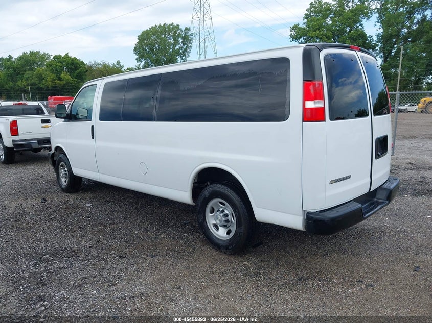 2021 Chevrolet Express VIN 1GAZGNFP7M1155402 IAAI salvage auction — NORMAL WEAR, Sf97 (Indiana), sold $17,100 on 2026-08-27 (photo 3)