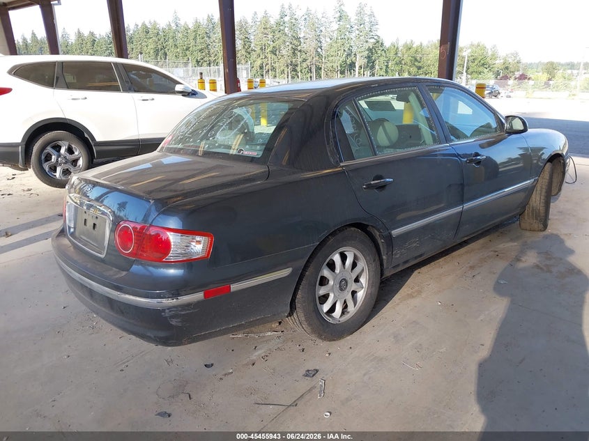 2004 Kia Amanti VIN KNALD124045046778 IAAI salvage auction — LEFT SIDE, Bill Of Sale (Washington), sold $325 on 2026-07-15 (photo 4)