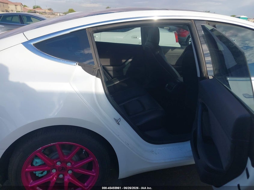 2018 Tesla Model 3 VIN 5YJ3E1EA1JF019701 IAAI salvage auction — RIGHT FRONT, Salvage (Arizona), sold $4,900 on 2026-07-28 (photo 8)