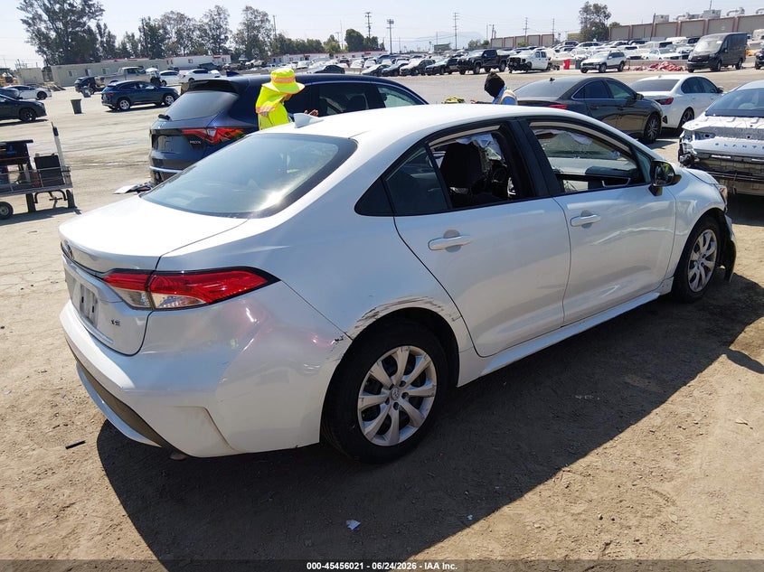 2021 Toyota Corolla VIN JTDEPMAE5MJ133954 IAAI salvage auction — SIDE, Salvage Title, sold $850 on 2026-07-22 (photo 4)
