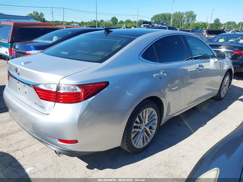2013 Lexus ES VIN JTHBK1GG8D2069264 IAAI salvage auction — RIGHT FRONT, Salvage (Ohio), sold $4,000 on 2026-07-08 (photo 4)