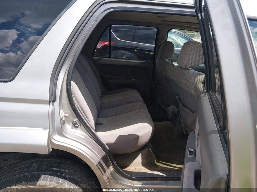 2002 Toyota 4runner VIN JT3HN86R220366526 IAAI salvage auction — LEFT SIDE, Salvage (Ohio), sold $25 on 2026-07-15 (photo 8)
