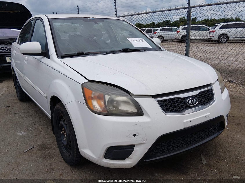 2011 Kia Rio VIN KNADH4A33B6927131 IAAI salvage auction — NORMAL WEAR, Clear (Mississippi), sold $325 on 2026-07-29 (photo 1)