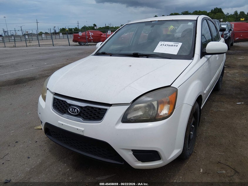 2011 Kia Rio VIN KNADH4A33B6927131 IAAI salvage auction — NORMAL WEAR, Clear (Mississippi), sold $325 on 2026-07-29 (photo 6)