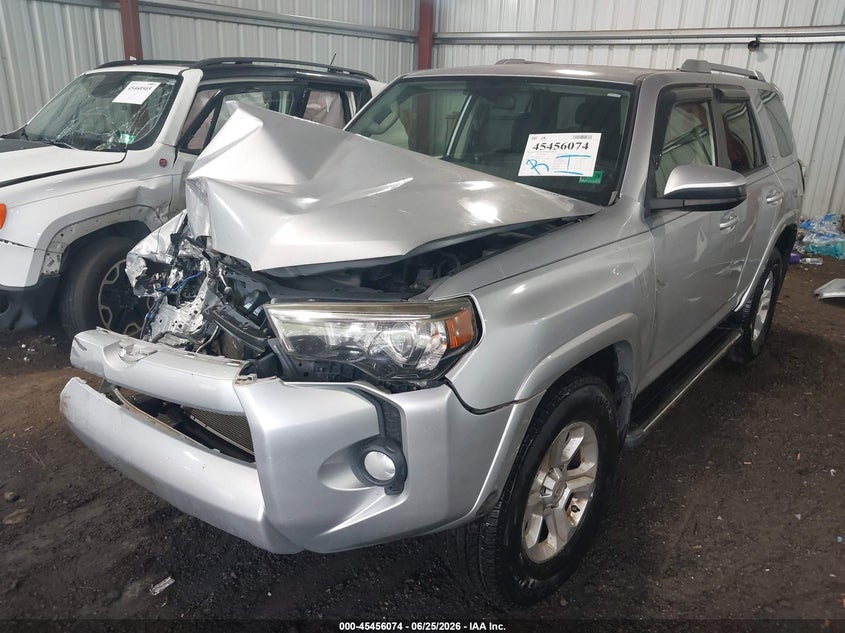2016 Toyota 4runner VIN JTEBU5JR2G5281671 IAAI salvage auction — FRONT & REAR, Salvage (Virginia), sold $9,350 on 2026-07-09 (photo 2)