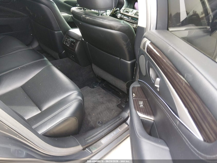 2015 Lexus Ls VIN JTHCL5EFXF5023990 IAAI salvage auction — LEFT FRONT, Bill Of Sale (Washington), sold $4,150 on 2026-07-29 (photo 8)