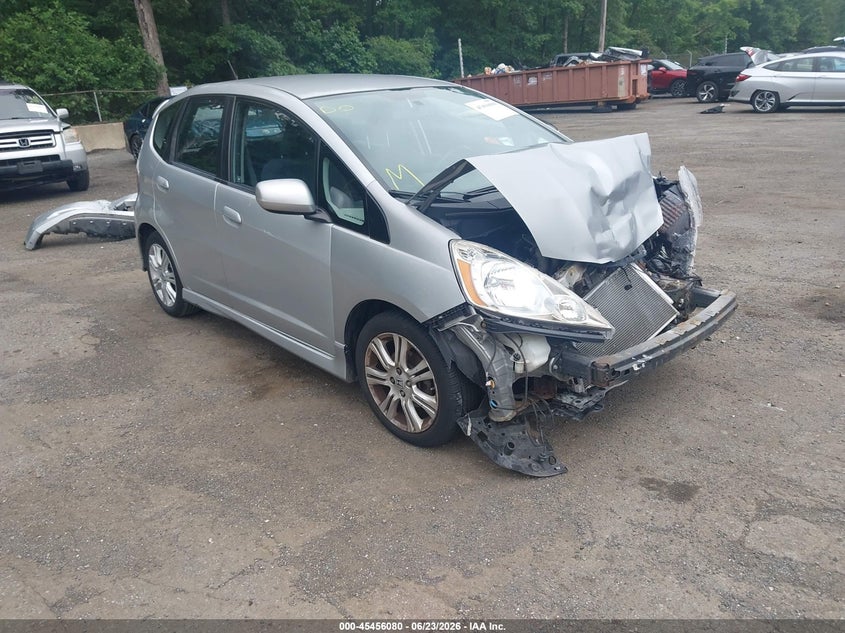 2011 Honda Fit VIN JHMGE8H57BC014167 IAAI salvage auction — FRONT END, Salvage - Greater Than 75% (Maryland), sold $300 on 2026-07-22 (photo 1)