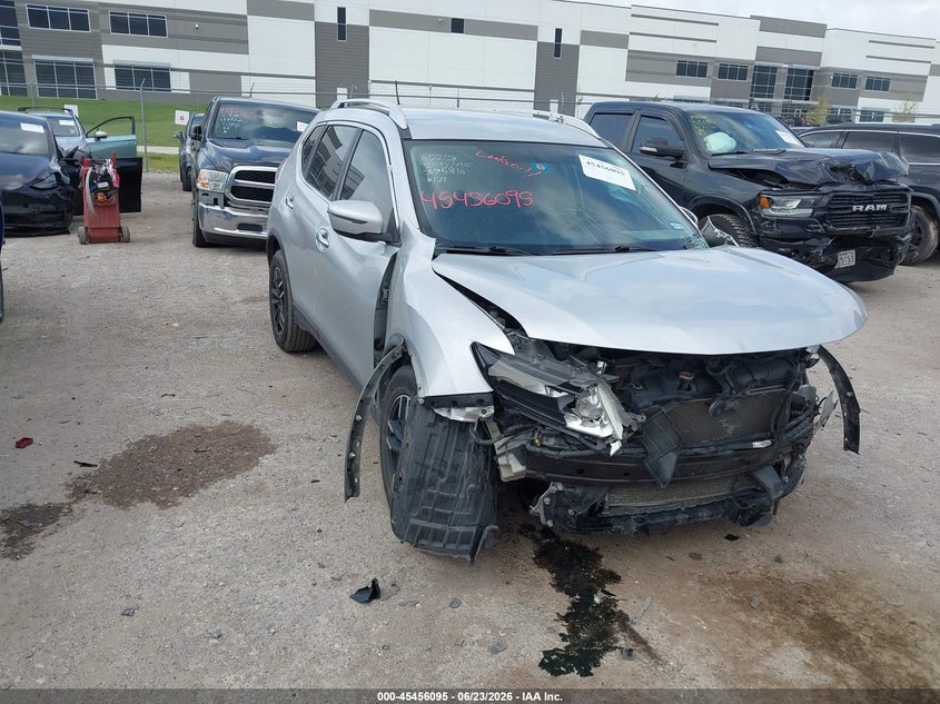 2016 Nissan Rogue VIN KNMAT2MT1GP668967 IAAI salvage auction — FRONT END, Salvage (Texas), sold $625 on 2026-07-28 (photo 1)