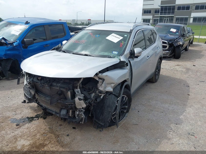 2016 Nissan Rogue VIN KNMAT2MT1GP668967 IAAI salvage auction — FRONT END, Salvage (Texas), sold $625 on 2026-07-28 (photo 2)