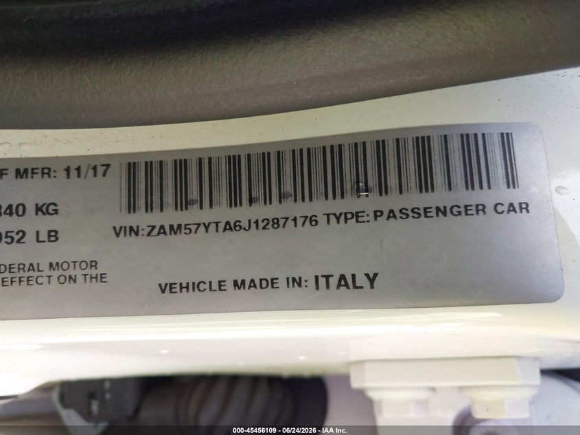 2018 Maserati Ghibli VIN ZAM57YTA6J1287176 IAAI salvage auction — RIGHT FRONT, Salvage (California), sold $2,850 on 2026-07-13 (photo 9)