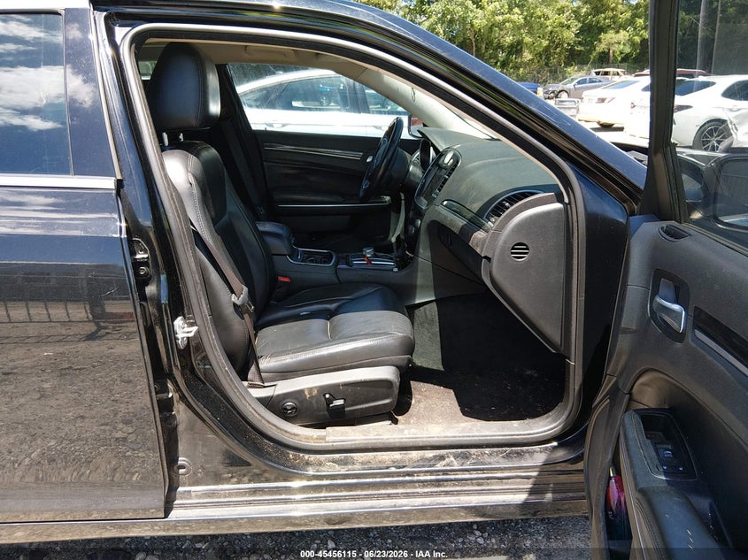2017 Chrysler 300 VIN 2C3CCAAG5HH606685 IAAI salvage auction — FRONT & REAR, Salvage (Georgia), sold $1,200 on 2026-07-24 (photo 5)