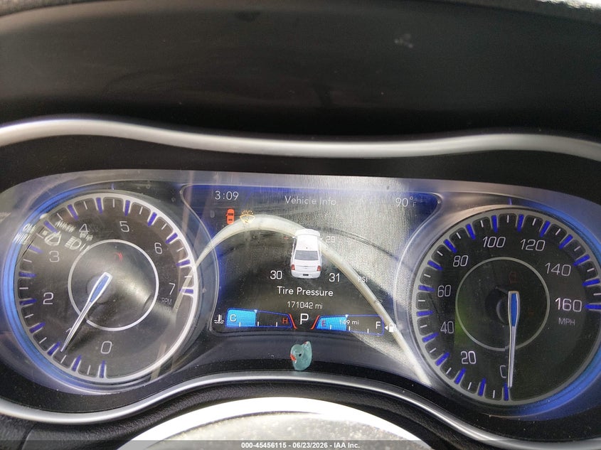 2017 Chrysler 300 VIN 2C3CCAAG5HH606685 IAAI salvage auction — FRONT & REAR, Salvage (Georgia), sold $1,200 on 2026-07-24 (photo 7)